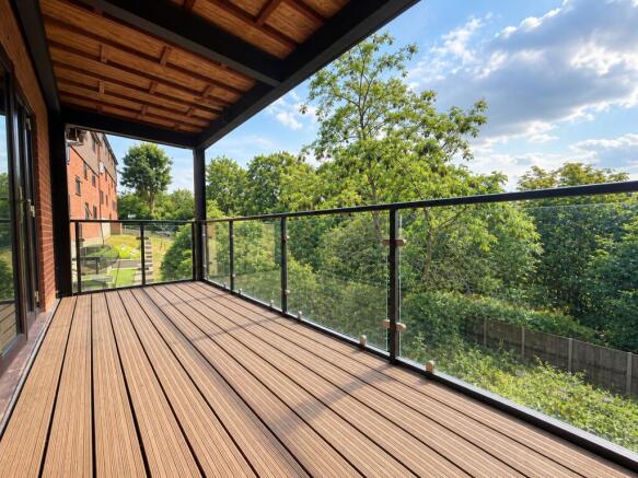 C MOUNTS RD BALCONY