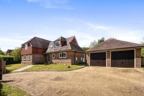36, Rookwood Park, Horsham RH12 1UB