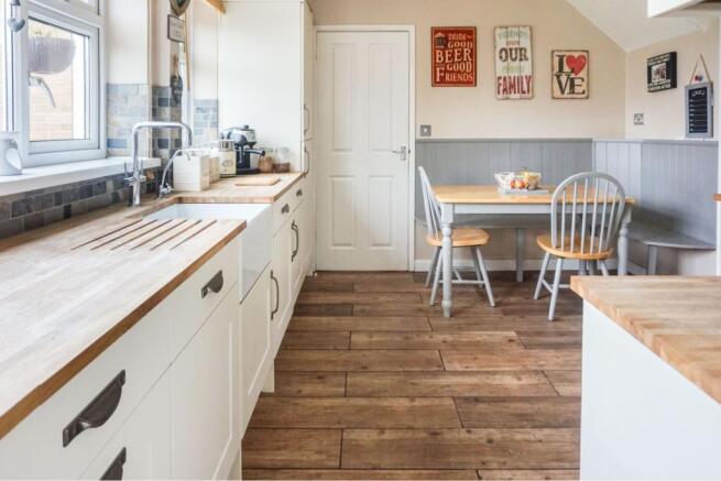 Kitchen/Breakfast