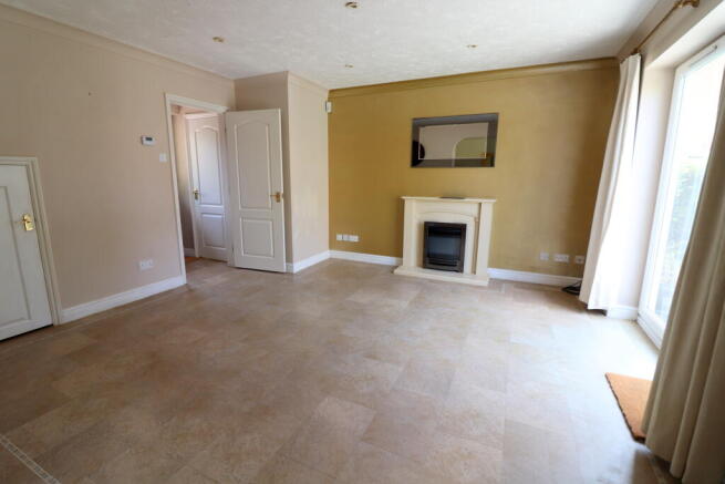 Meadhook Drive, Barton-le-clay,  Bedfordshire, MK45 4RH photo 4