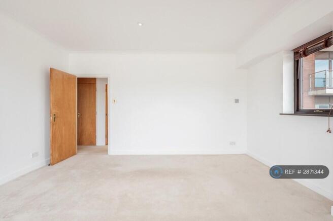 Sitting Room With Thames View (Behind)