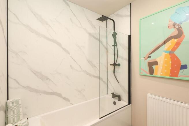 3 bed Terraced for sale Image 7