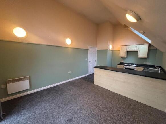 2 bed Apartment for sale Image 5