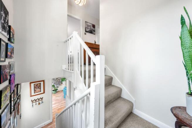 3 bed Terraced for sale Image 12