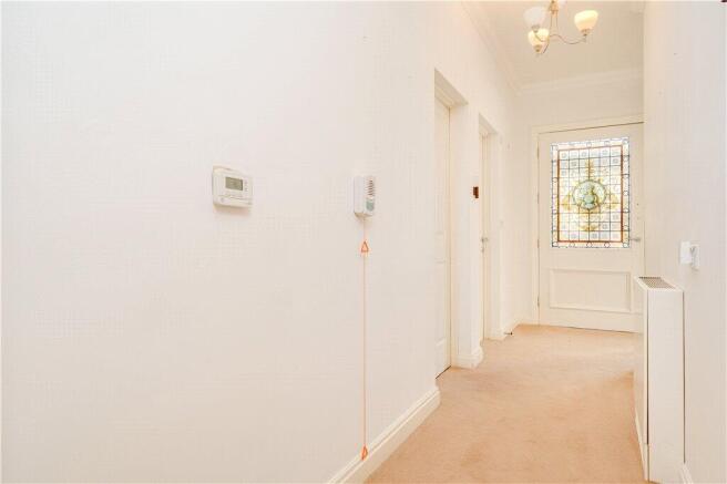 2 bed Apartment for sale Image 11