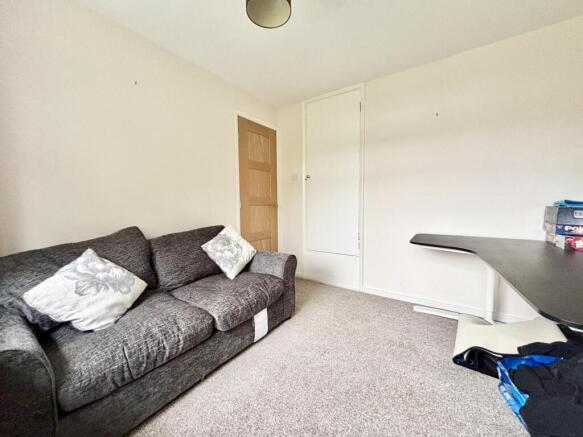 3 bed Semi-Detached for sale Image 11