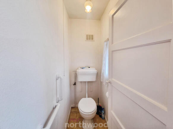 3 bed Semi-Detached for sale Image 11