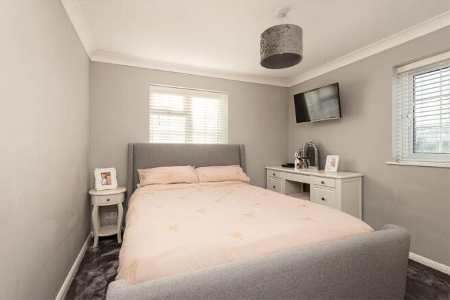 Bedroom 1 (Double)