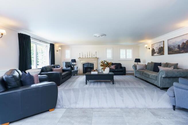 SITTING ROOM
