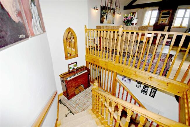Photo 9