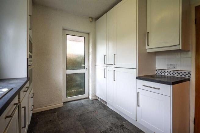2 bed Semi-Detached Bungalow for sale Image 5