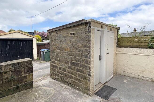 2 bed Terraced for sale Image 11