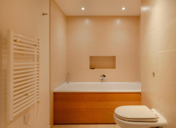 207422 - Hornsey Road, London, N7 - high res - ...
