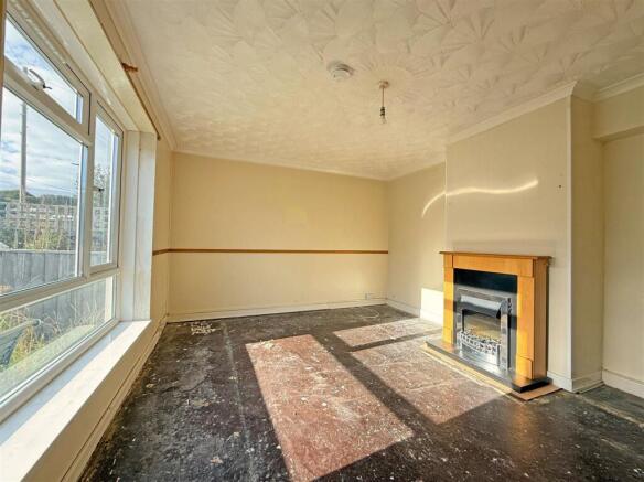 Dryburgh Crescent 58 - Lounge FP.jpg