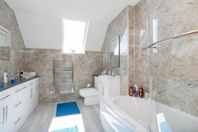 Master En-suite