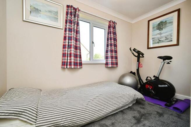 6 bed Detached for sale Image 12