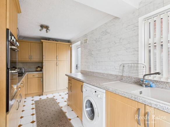 3 bed Semi-Detached for sale Image 7