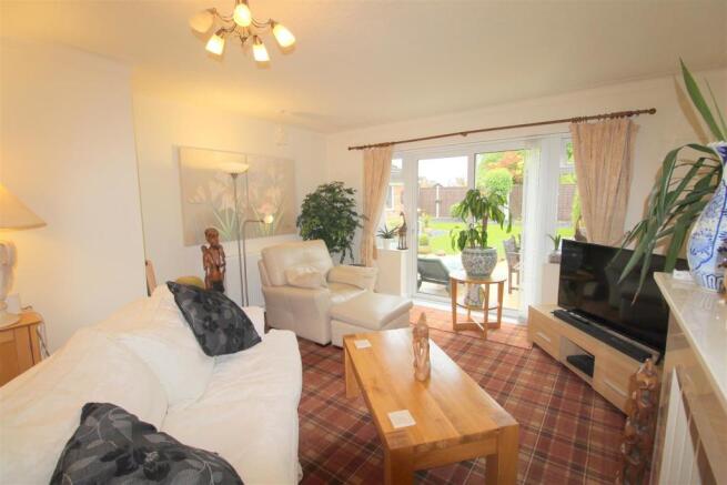 Lounge / Dining Room