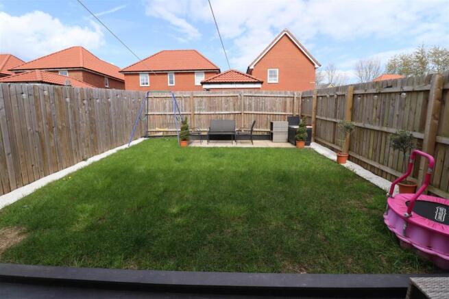 3 bed House for sale Image 12