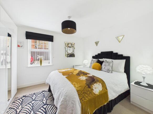 2 bed Apartment for sale Image 12