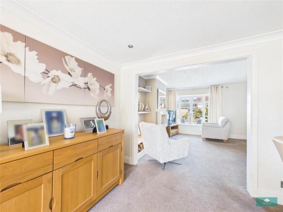 3 bed Semi-Detached for sale Image 8