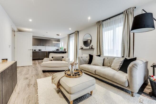 Flat 16, 54 The Avenue, Priors Hall-11.jpg