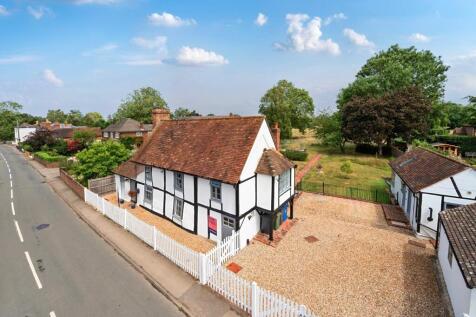 The Street, Shurlock Row, RG10