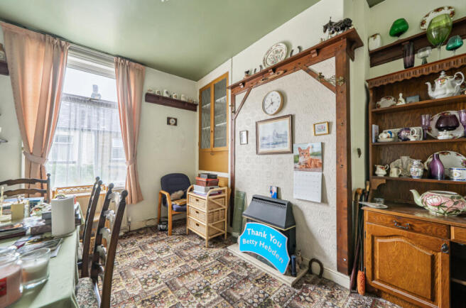 3 bed Terraced for sale Image 5