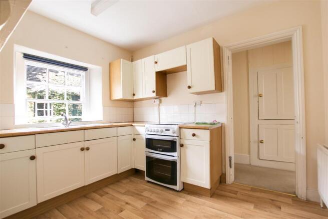 7_Marlboro Cottages_kitchen.jpg