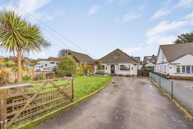 112 Catherington Lane, Horndean-PorticoMarketing-O
