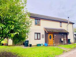 8, Vine Hall, High Street, Lydney GL15 6DL