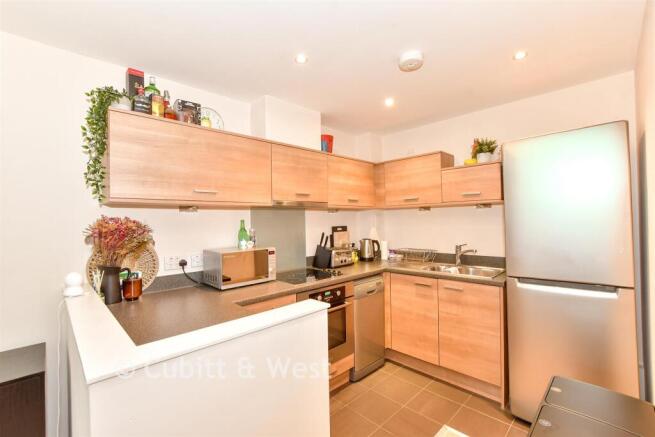 Lounge/Kitchen