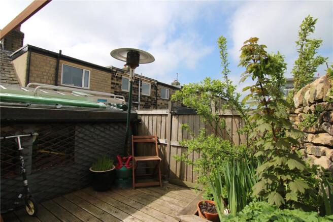 Rear Decked Area