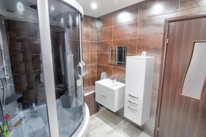 Shower room x1