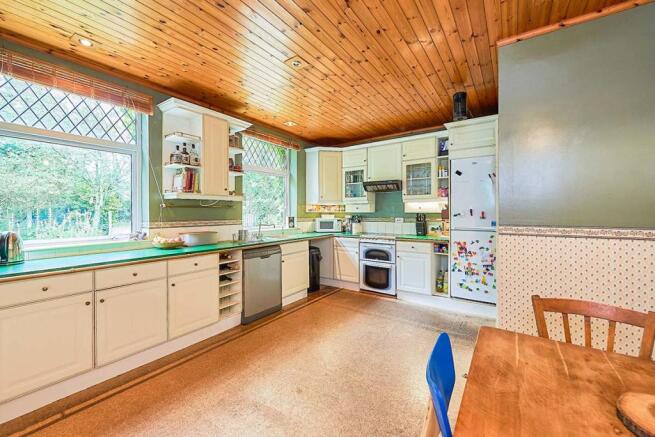 Kitchen/Dining