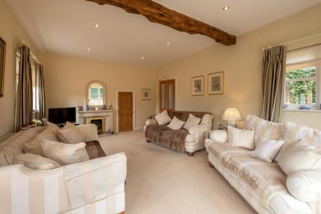 Sitting/Family Room