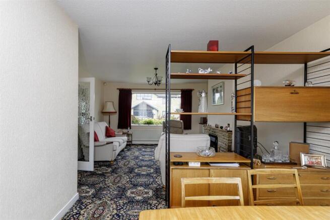 3 bed Semi-Detached for sale Image 12
