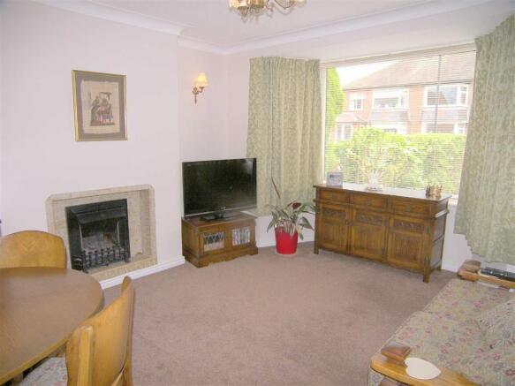 DINING ROOM TO FRONT
