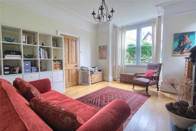 4 bed Detached for sale Image 6