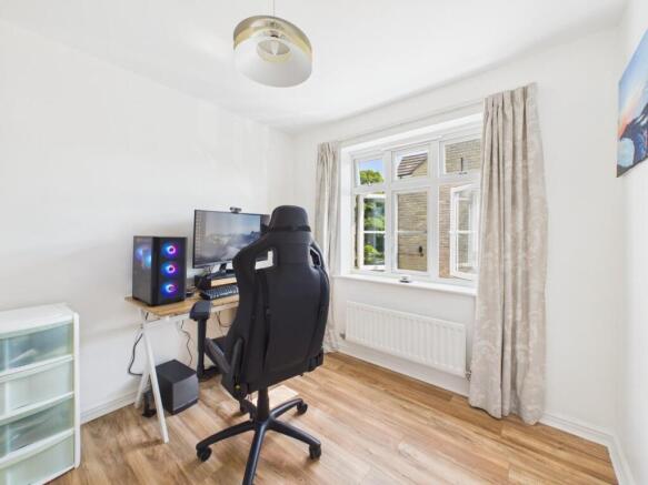 2 bed Apartment for sale Image 12