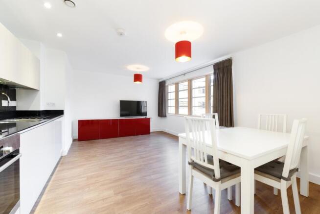 Mildmay Avenue 10...