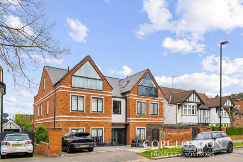 Cleveland Road, Ealing, W13