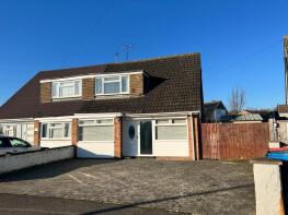 8, Cromwell Avenue, Newport Pagnell MK16 8DQ