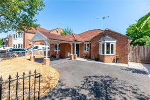 61, Wolsey Street, Heywood OL10 3AU