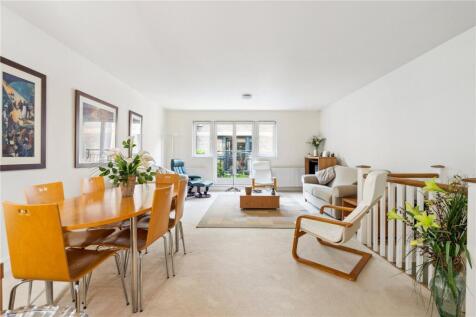 Kensington Gardens Square, London, W2