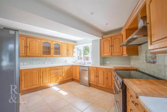 1 Warton Lane (20).jpg