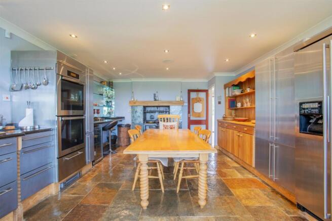 8474313-interior02v2.jpg