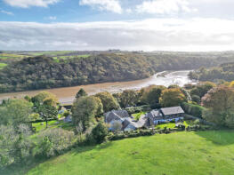 Meadow House, A390 Between Denas Water And Union Hill, Truro TR2 4BW