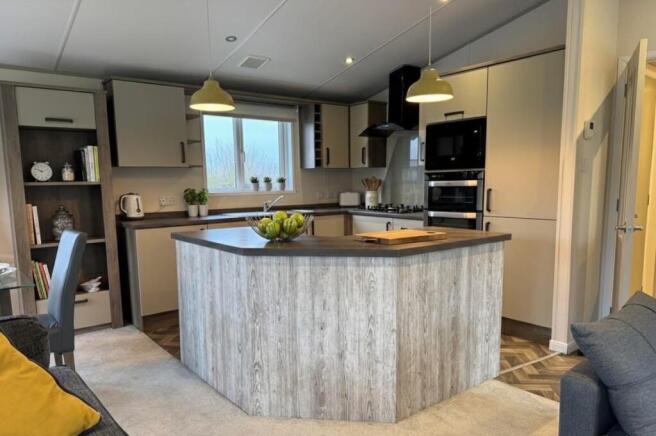 2 bed Lodge for sale Image 12