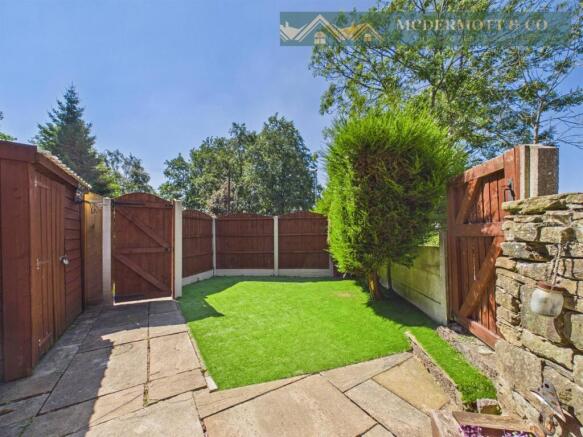 3 bed Semi-Detached for sale Image 10